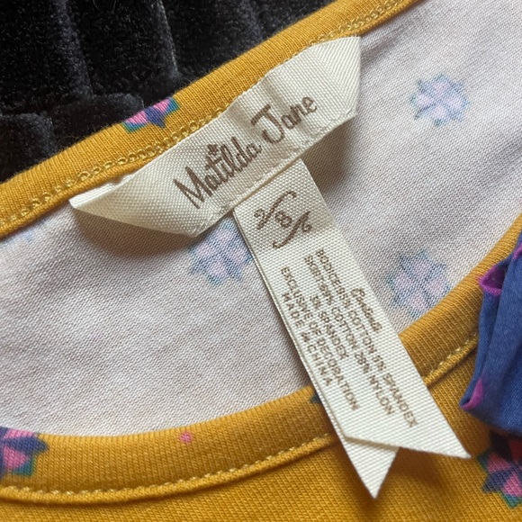 Matilda Jane Gold Star Long-Sleeved Dress.  Excellent condition.  Size 8. - Picture 5 of 8